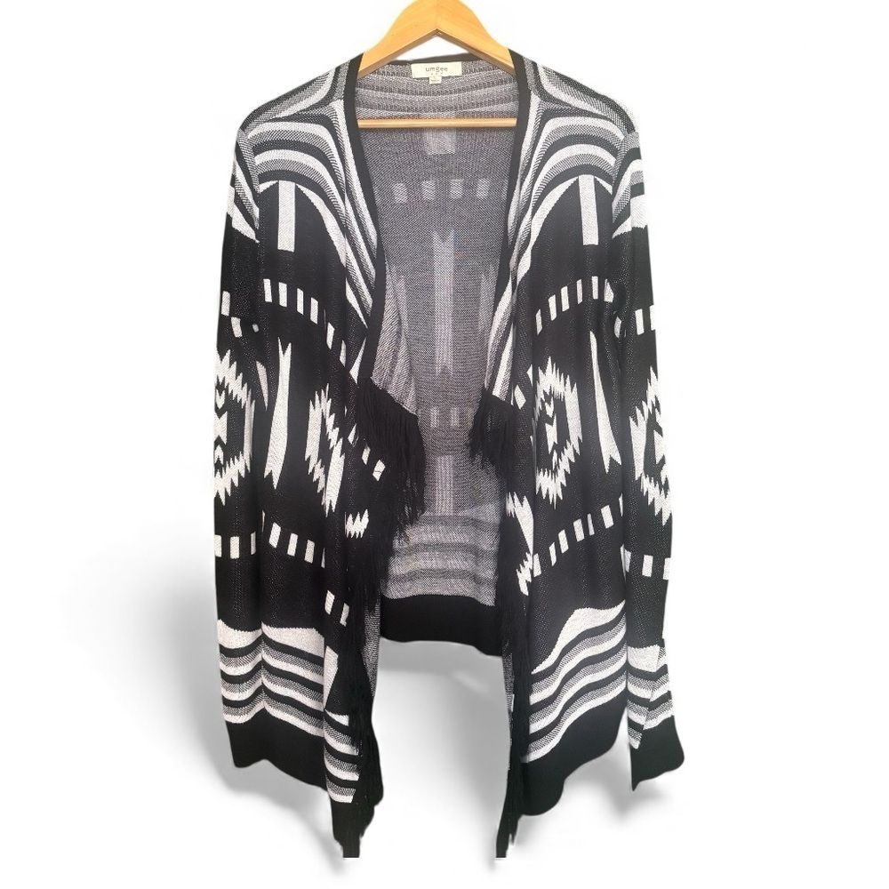 Umgee Black & White Southwest Fringe Open Cardigan Sweater Women’s size Large
